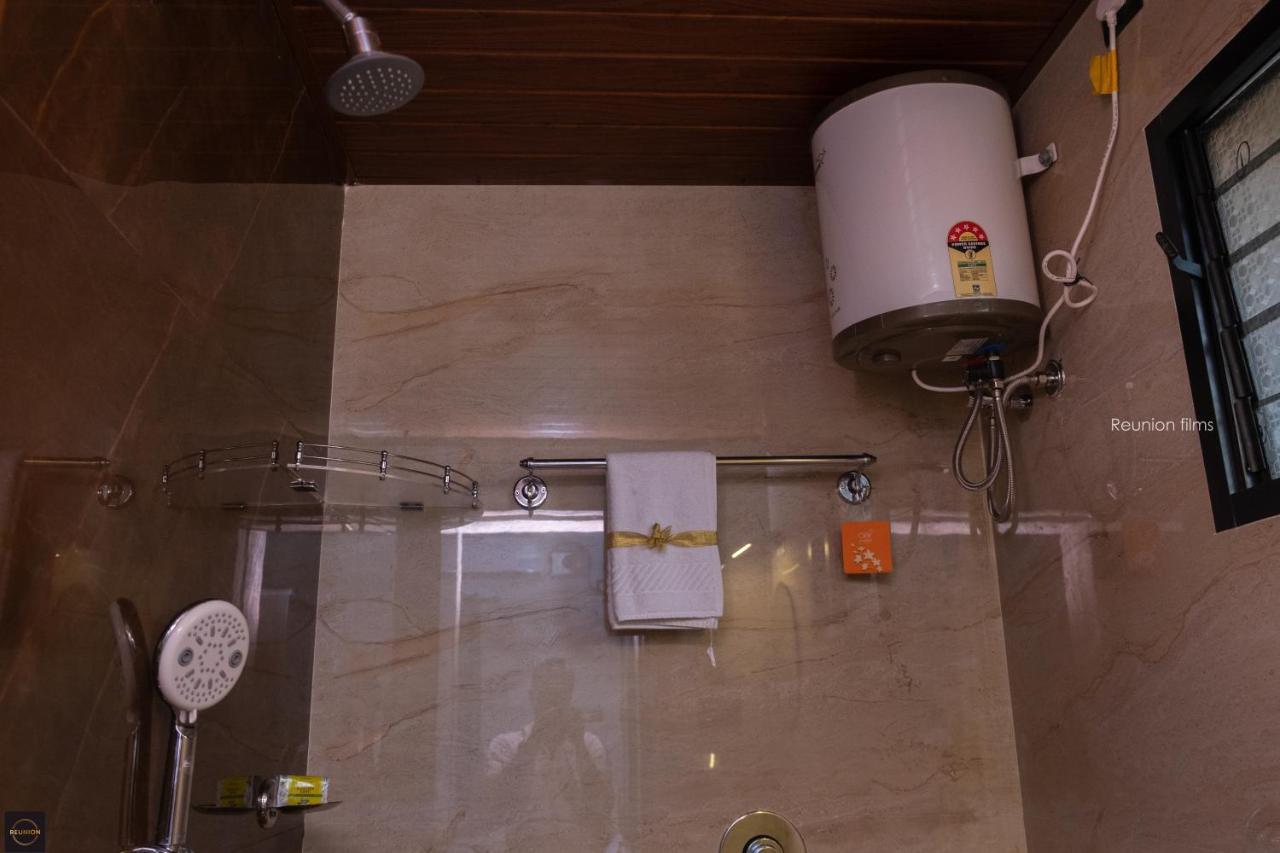 Reunion Ocean Tides Hotell Udupi Exteriör bild